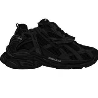 ResellAcad All Black Runner